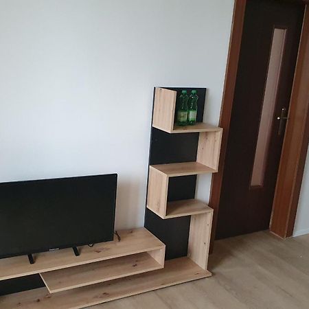 Hotel Felicia Kaluža Extérieur photo